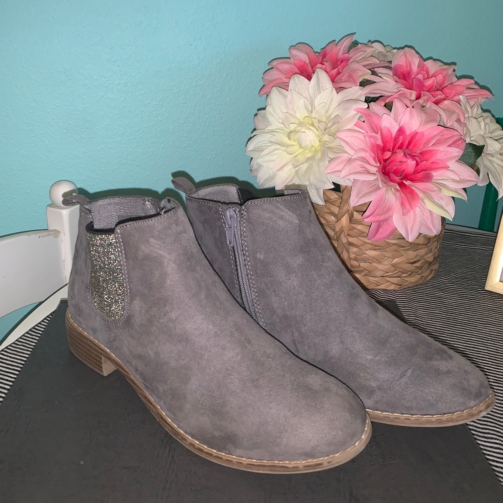 Gray booties!!